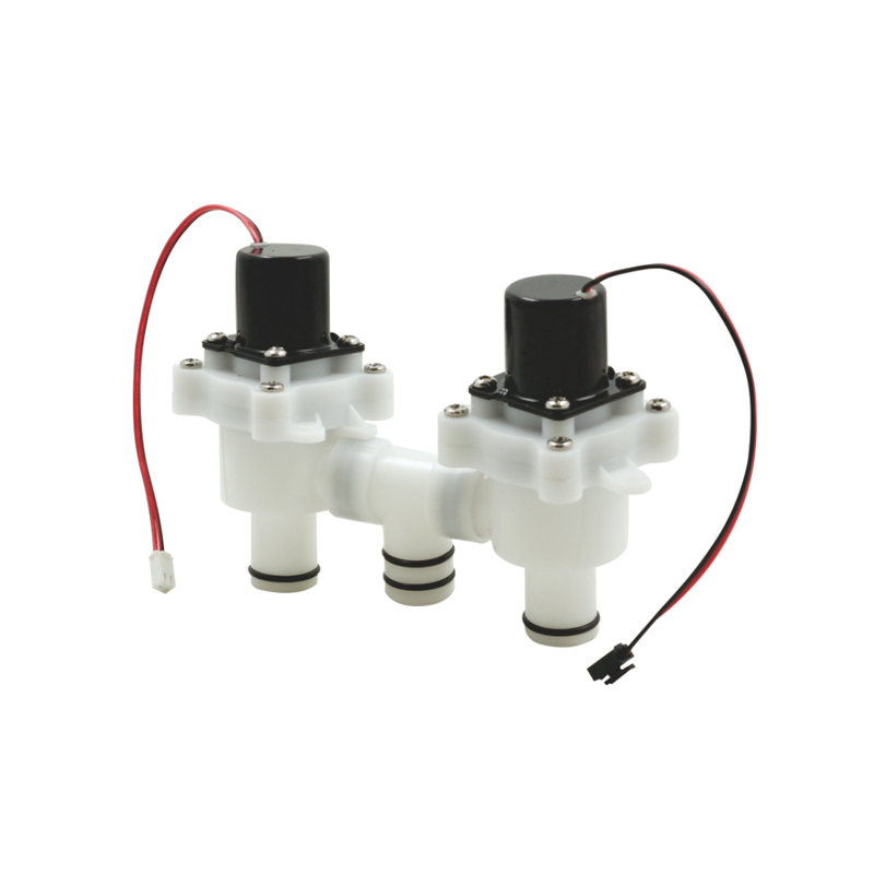 Intelligent toilet flushing system